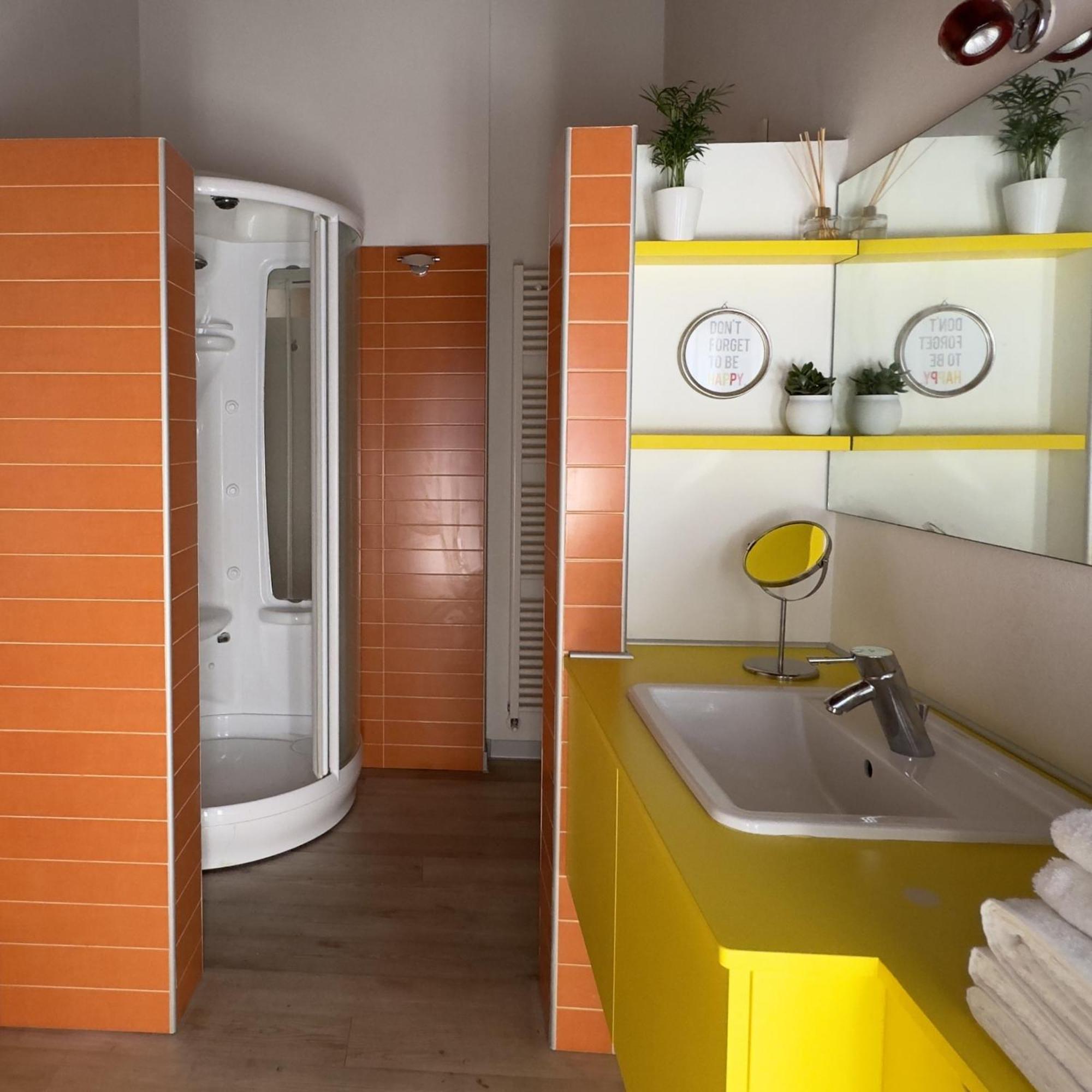 Filandalago Apartment Изео Екстериор снимка