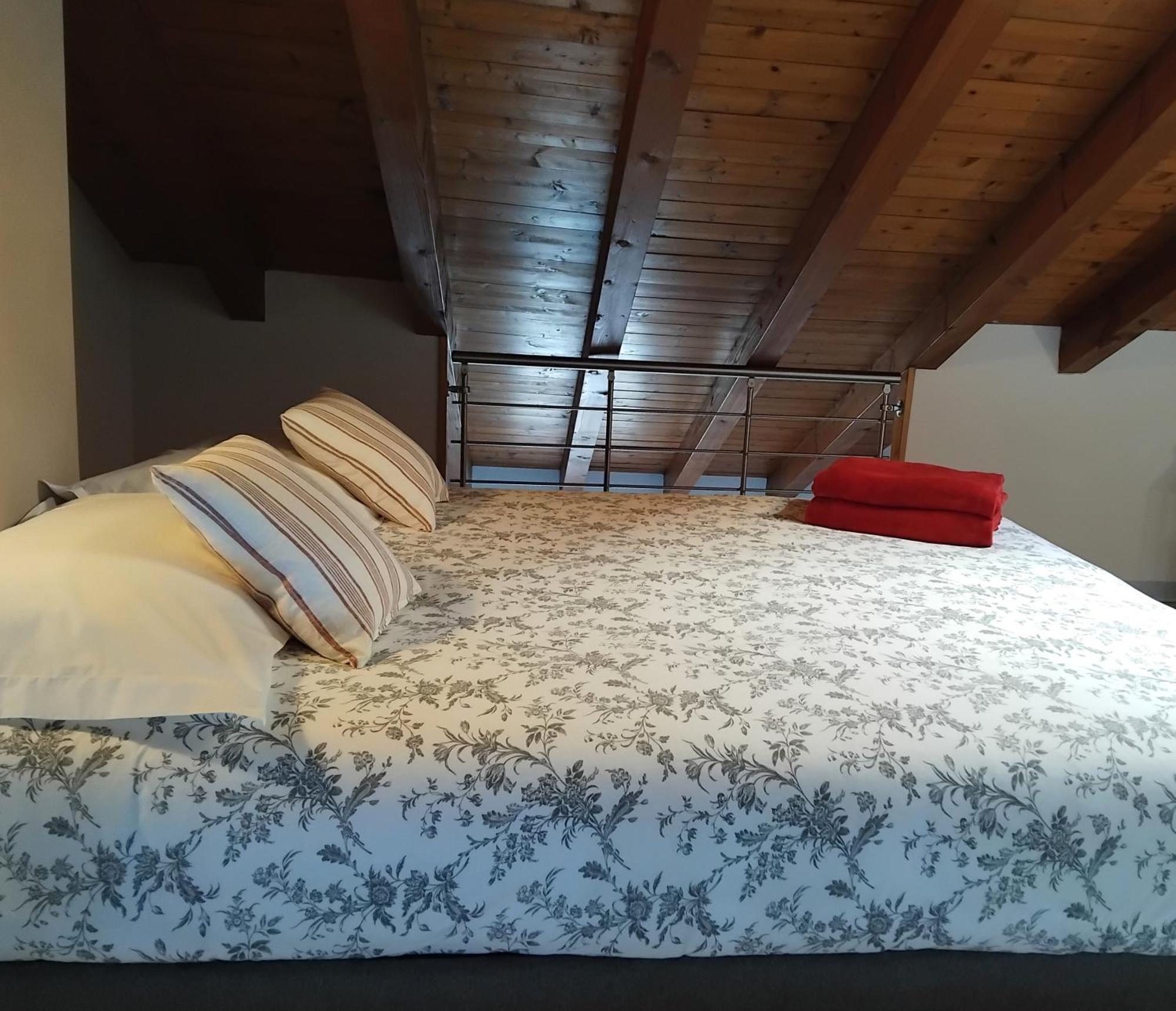 Filandalago Apartment Изео Екстериор снимка